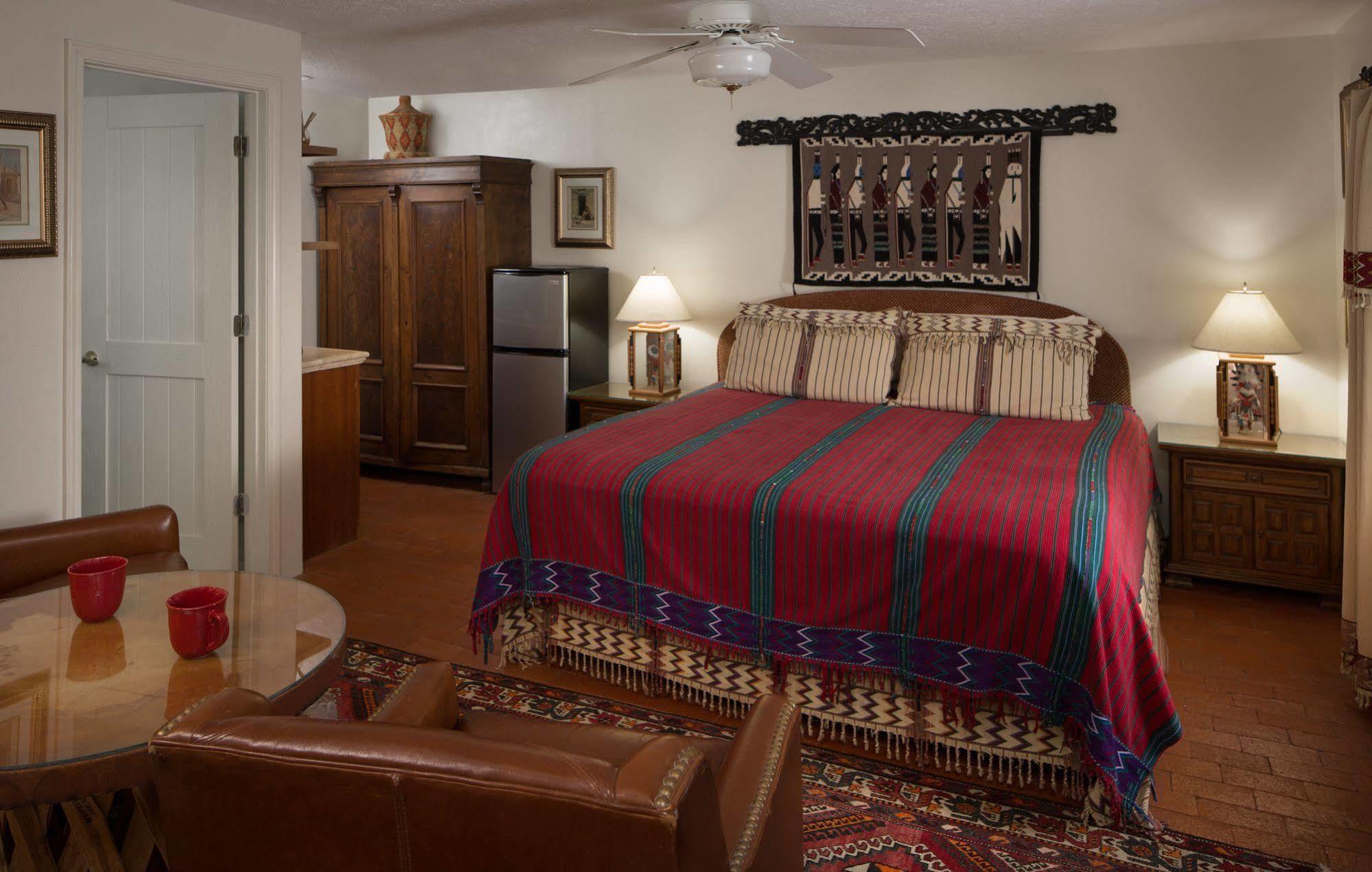 Casa Blanca Inn And Suites Farmington Eksteriør billede