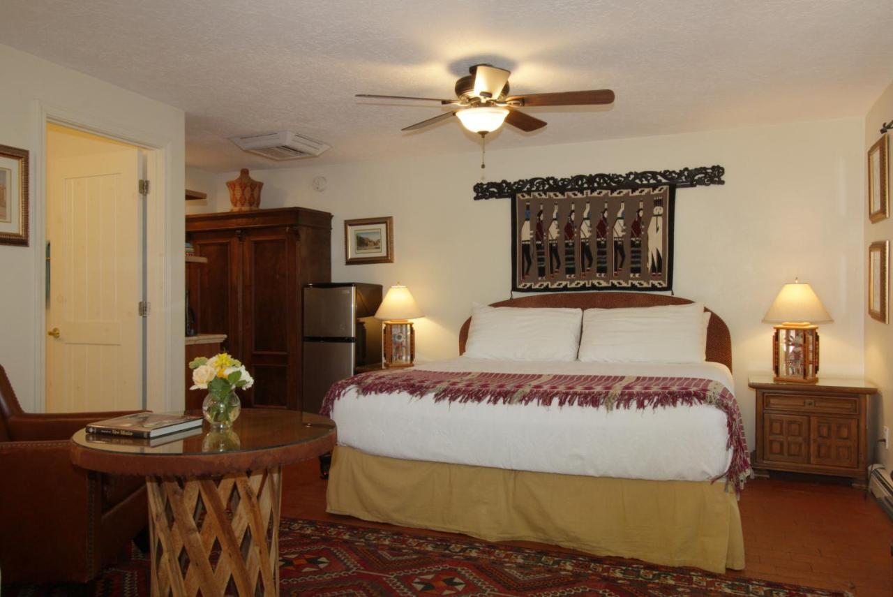 Casa Blanca Inn And Suites Farmington Eksteriør billede